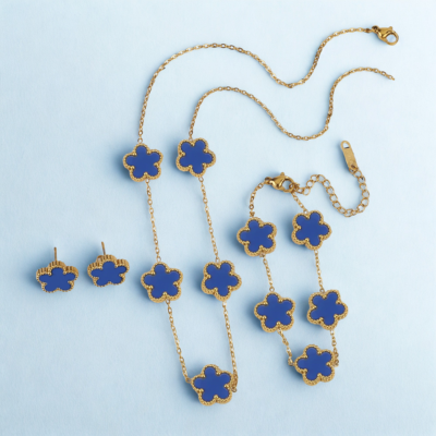 [COMPRE 2 LEVE 3!] Conjunto Feminino Aurora Dourada - Colar, Brinco e Pulseira Trevo da Sorte.